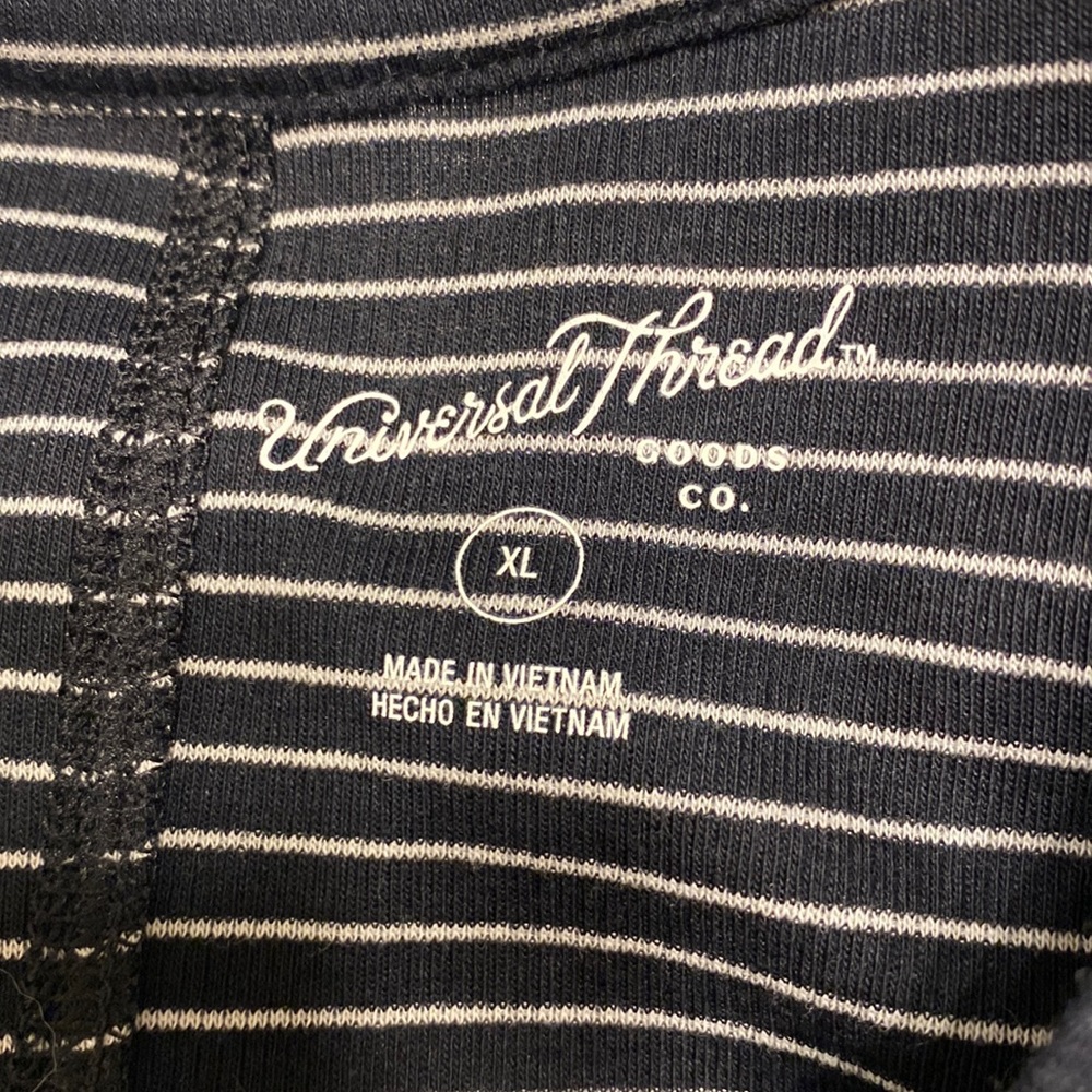 Women’s black/white striped long sleeve